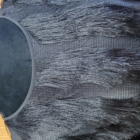 Ann taylor fringed long sleeve statement top NWT black - Picture 3 of 6